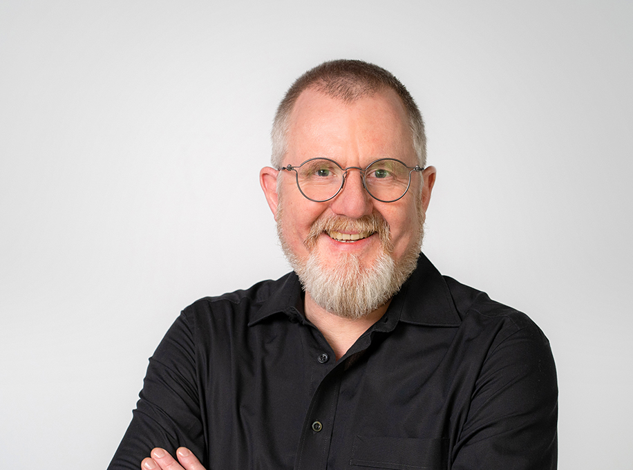 Oliver Mond Portrait